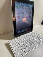 Apple iPad 1st Gen. 16GB  + Apple Keyboard + Power Cord * FULLY TESTED SEE DESCRIPTION *