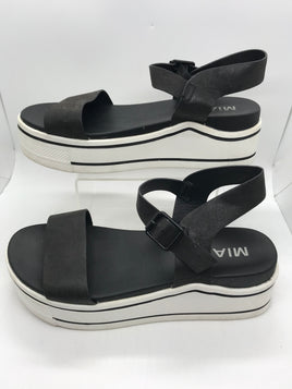 Mia Odelia Wedge Black / White Sandal Ladies 8.5