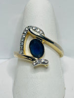 Gold Tone RING with Sapphire Blue Glass Stone SIZE 6