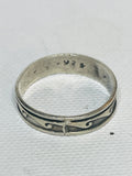 Sterling Silver Ring 925 Waves on Band Pinky or Child SIZE 5