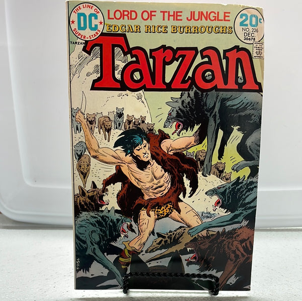 Comic Book: DC COMICS 1973 Tarzan #226 DEC  WORN