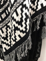 Style & Co Black and White Shawl Ladies S/M