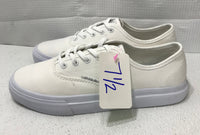 NEW! Fila White Classic Canvas Casual Shoe MENS 7.5/Ladies 9.5