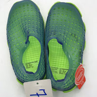 NEW Wonder Nation Blue and Green Water Shoes Boys 7-8