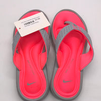 EUC Nike Comfortable Sandals Ladies 7